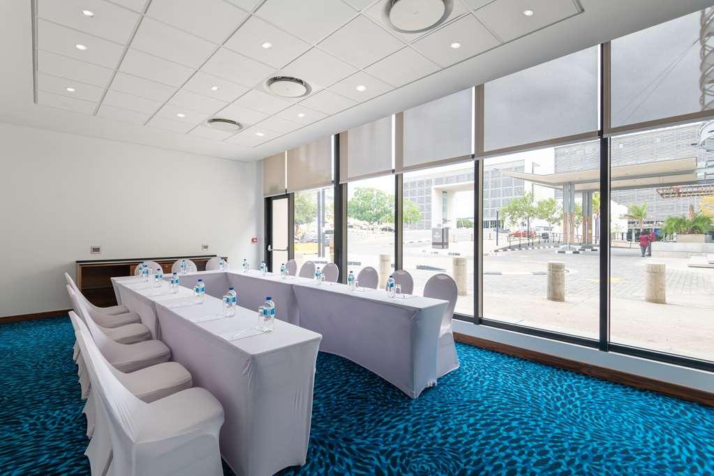 Hilton Garden Inn ウィントフーク 設備 写真